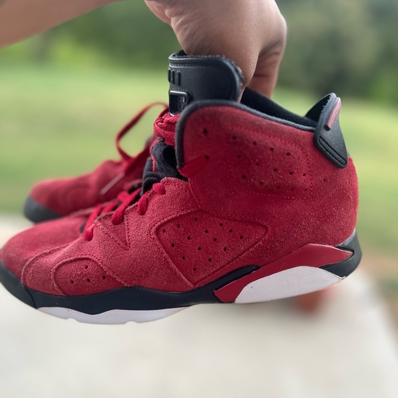 Jordan 6 Retro PS 'Toro Bravo'…3Y…Gently Used… - Picture 4 of 6